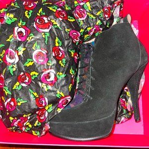 Betsey Johnson Bootie